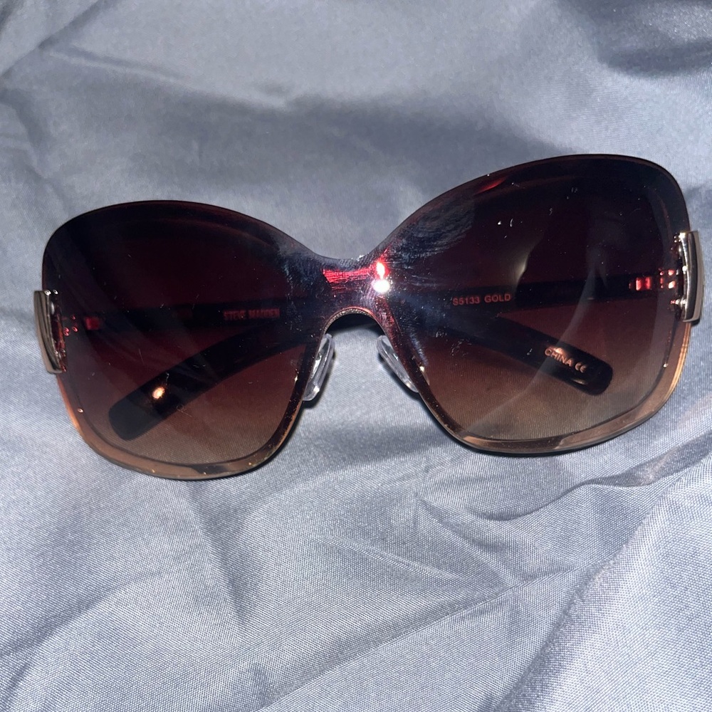 Steve Madden Gold and Brown Sunglasses